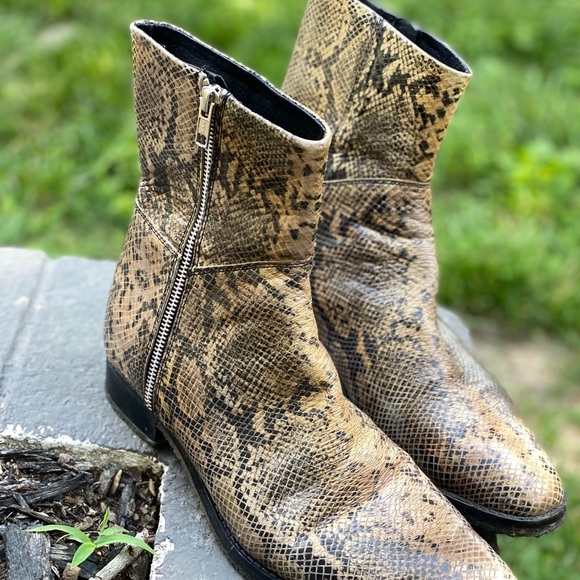 Free people booties - Picture 2 of 3